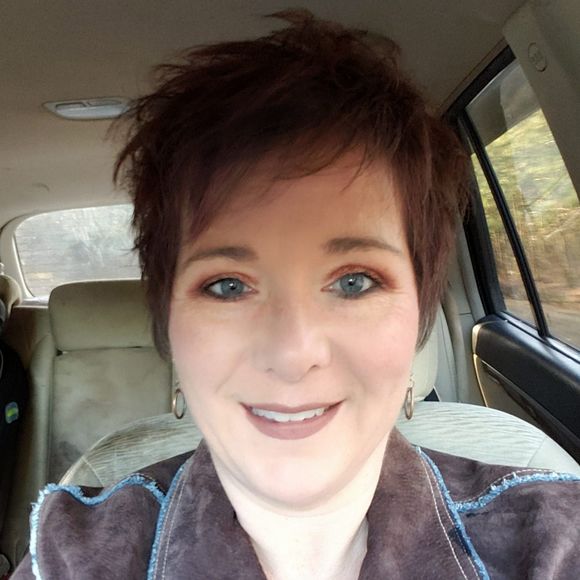 Meet your Posher, Dawn - Picture 1 of 1